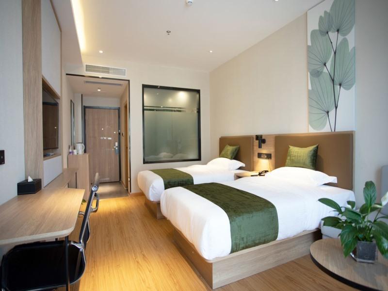 Greentree Express Pudong Lingang New Yunhan Road Shanghai