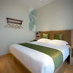 Greentree Inn Express Shanghai Pudong Lingang New City Yunhan Road